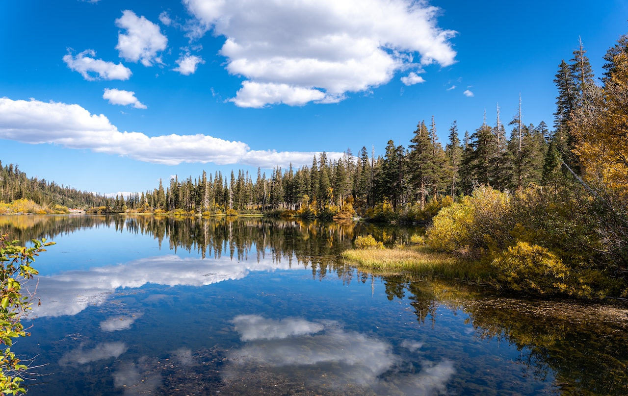 lake, blue sky