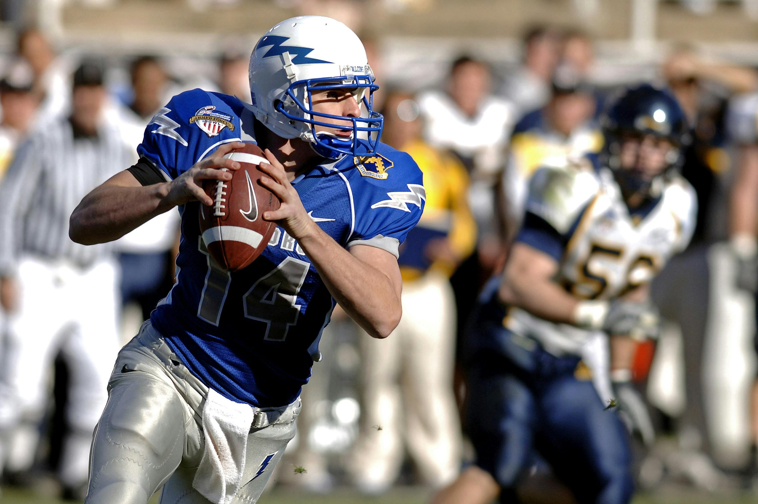 Photo by Pixabay: https://www.pexels.com/photo/selective-focus-photography-of-man-holding-nike-football-ball-2207/