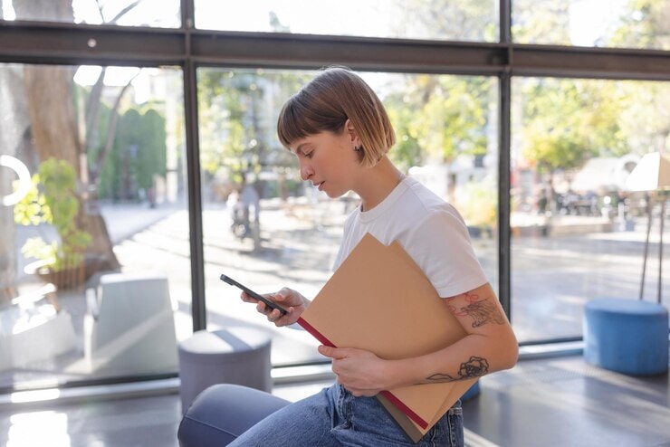 texting while waiting