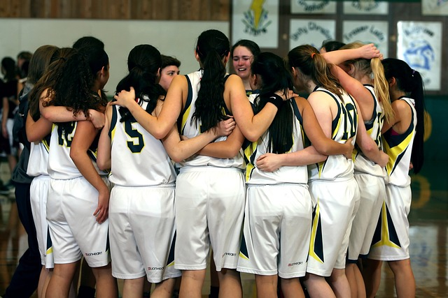 team, girls basketball team, girls