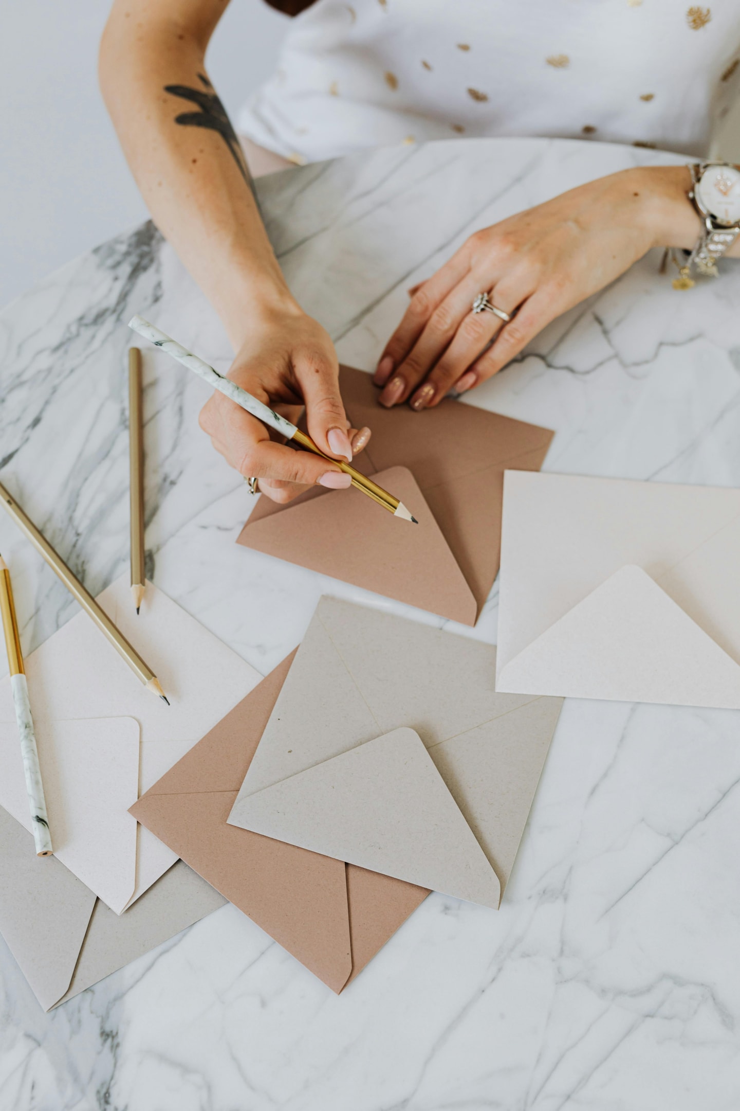 Handwritten envelopes can be a very effective tool for reaching out to heirs.