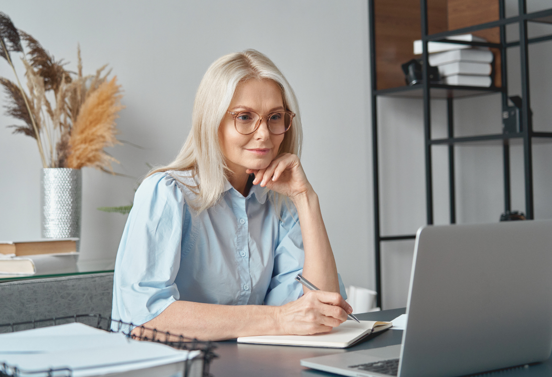 Verkossa opiskelu lisää tietoa ja helpottaa henkilöstöhallinnon toimia.