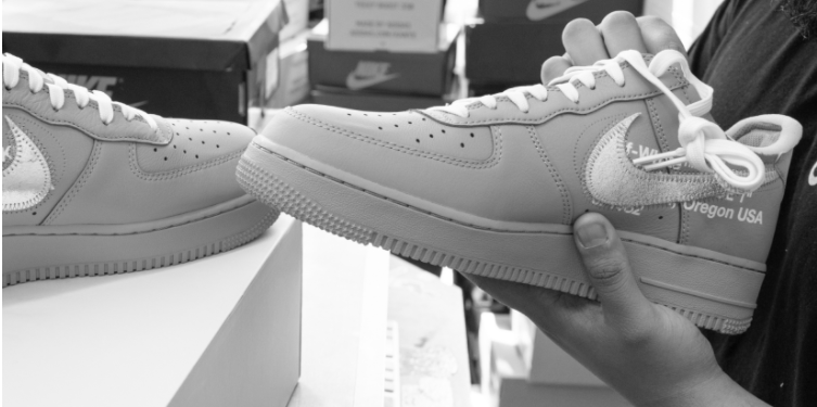 Nike Air Force 1 '07 LV8 1 USA - Stadium Goods