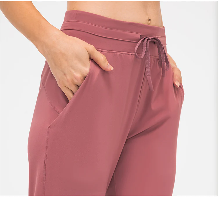 How Tight Should Sweatpants Be? – solowomen