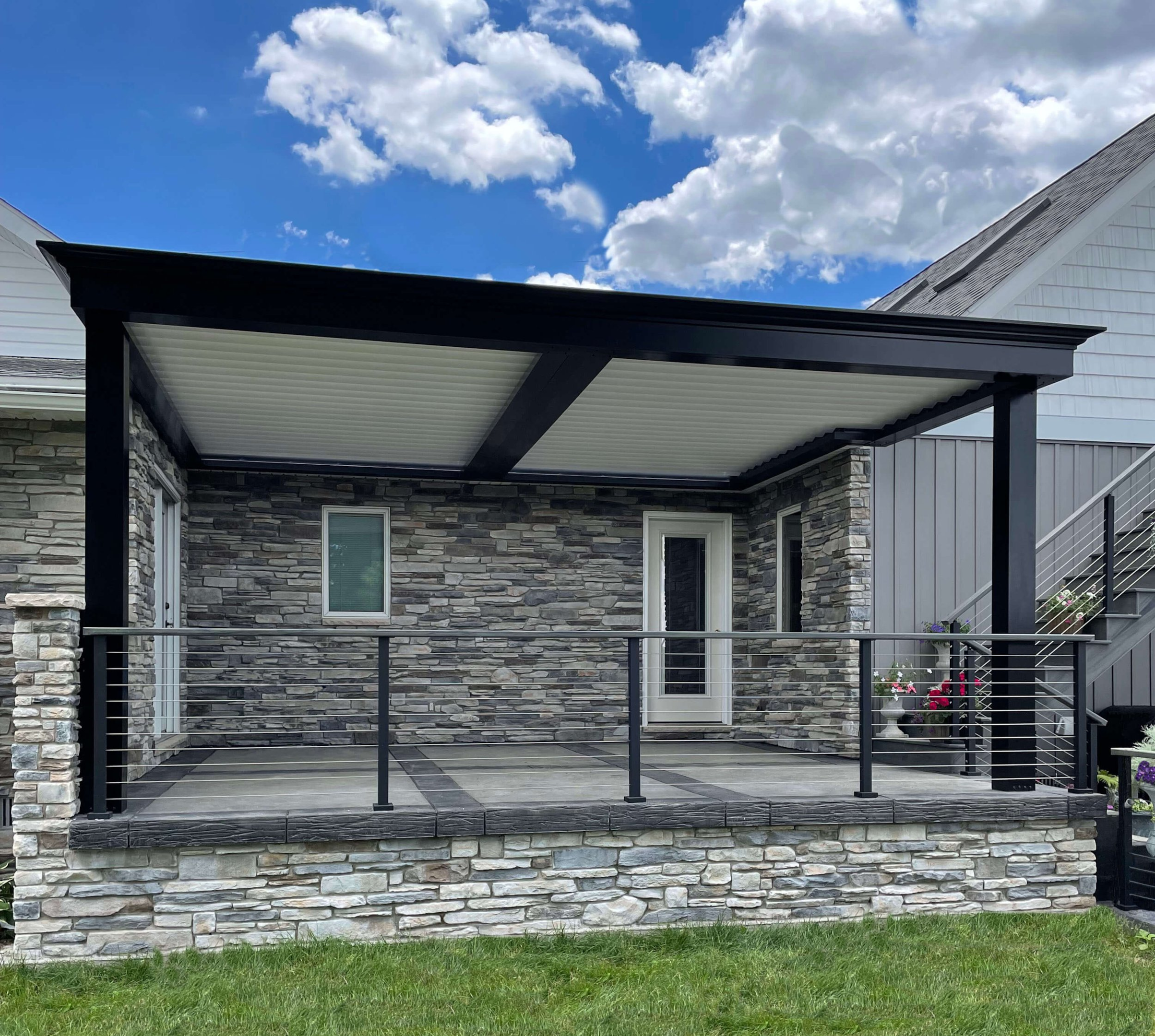 Pergola Design Integrated Into Roof 