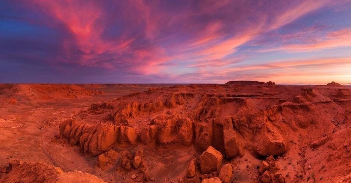 Bayanzag: The Flaming Cliffs