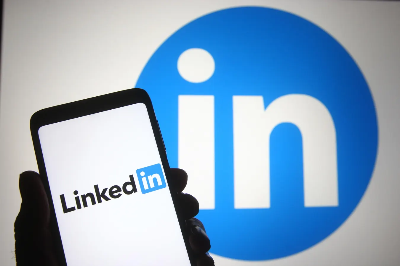 Xing oder LinkedIn: Welches B2B-Netzwerk ist die bessere Wahl? 2 Xing oder LinkedIn: Welches B2B-Netzwerk ist die bessere Wahl? - Inno ONE