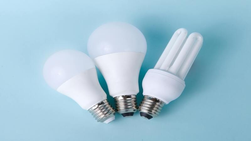 Commonly used incandescent light bulbs