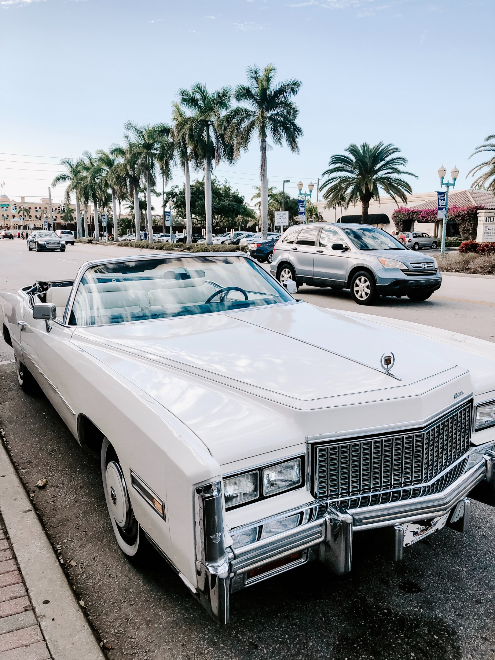 Is it safe to take cash when selling a car.