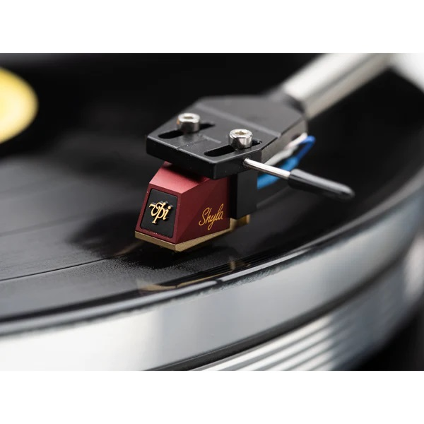 VPI record player, automatic turntable, built in phono stage