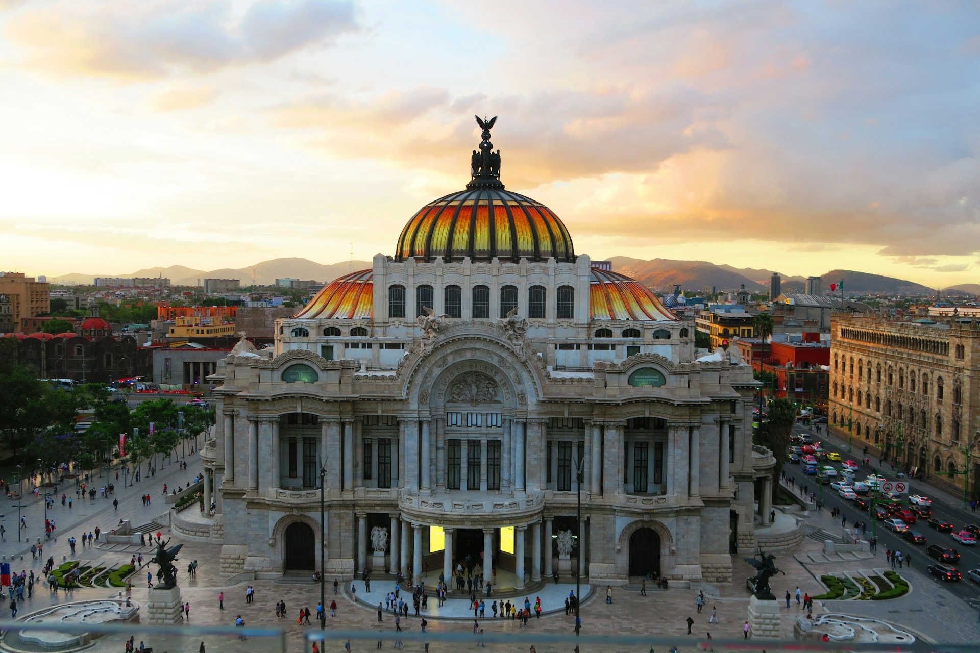 New Law Makes it Easier to Obtain a Mexican Citizenship for Some Individuals