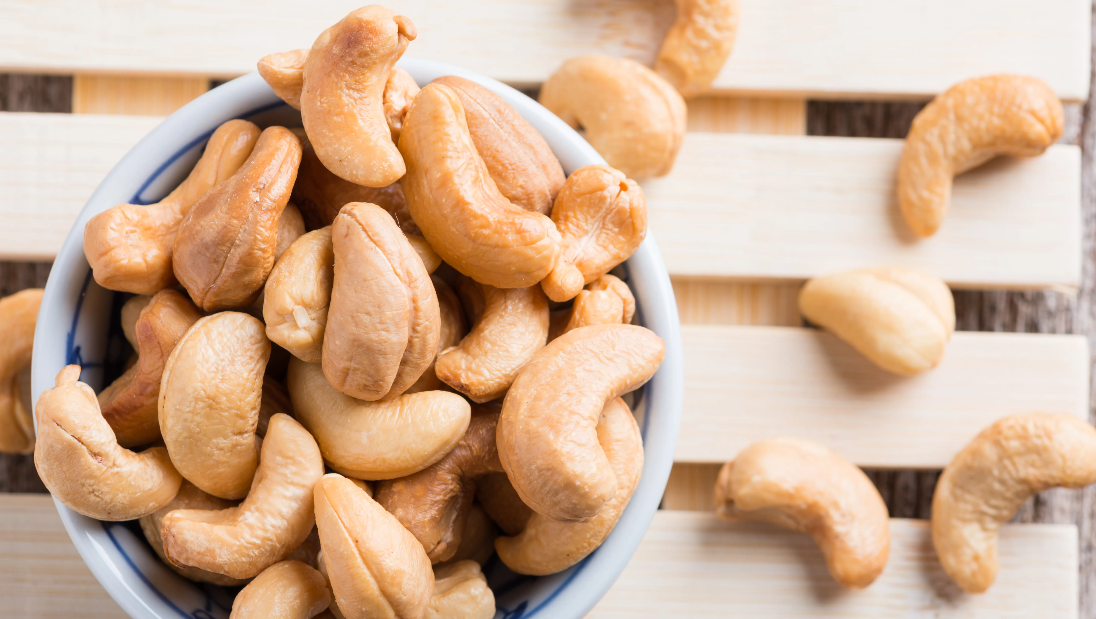 12 Nuts to Add to Your Diet, Cashews