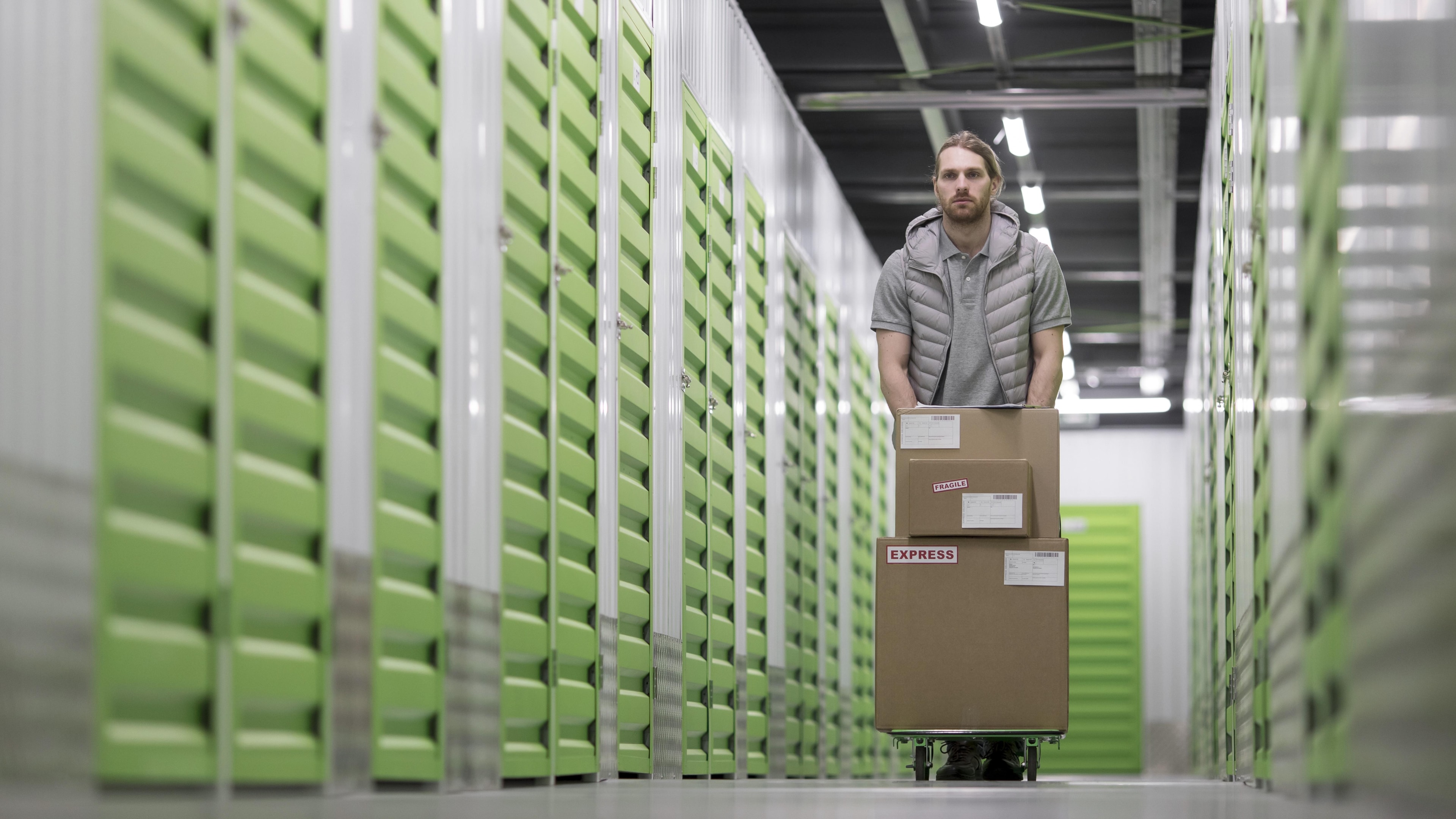 Jakie znaczenie ma lokalizacja Small Business Units dla ich funkcjonalności i atrakcyjności biznesowej?