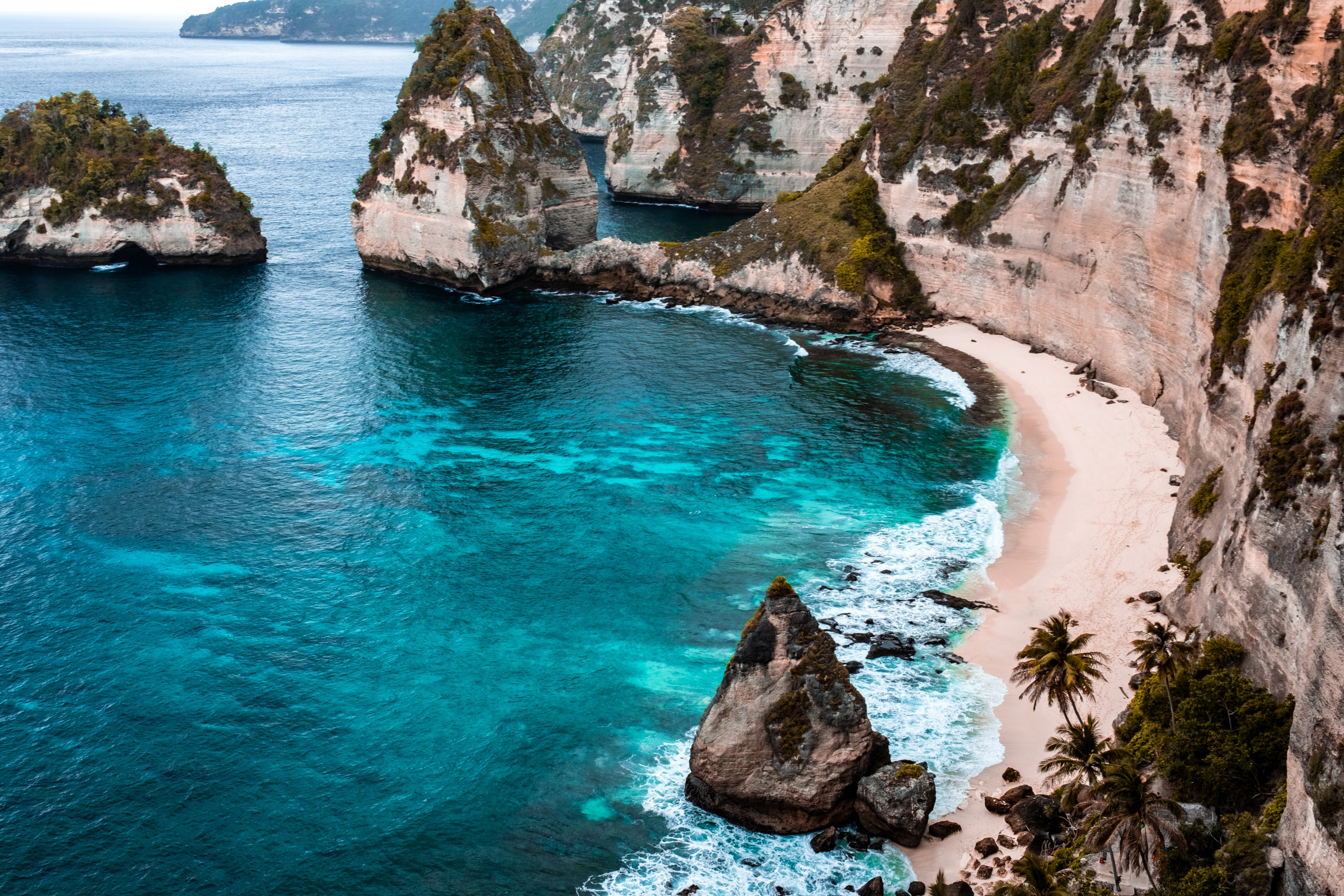 Bali is known for its amazing beaches | Photo by Timur Kozmenko from Pexels