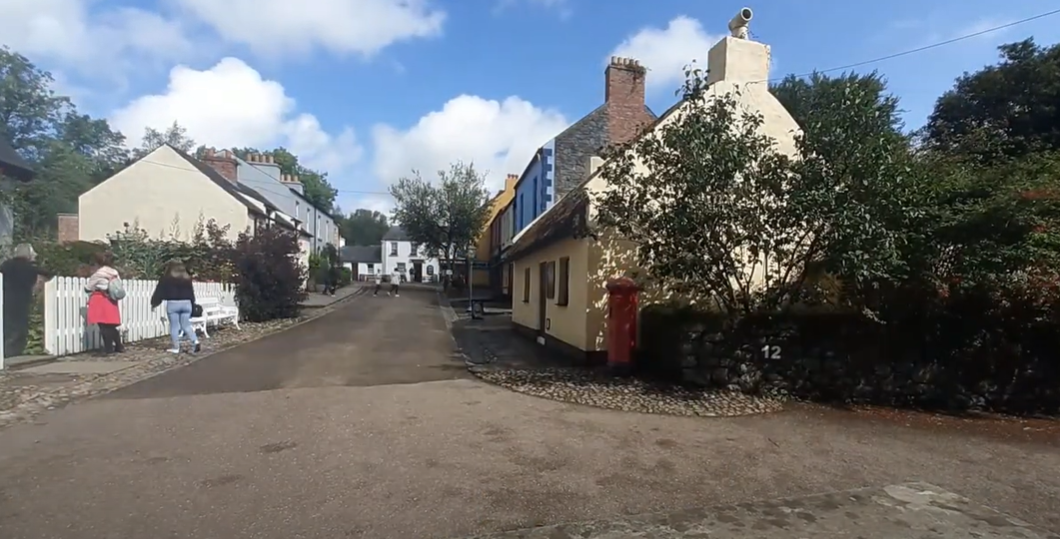 Bunratty-Castle-and-Folk-Park