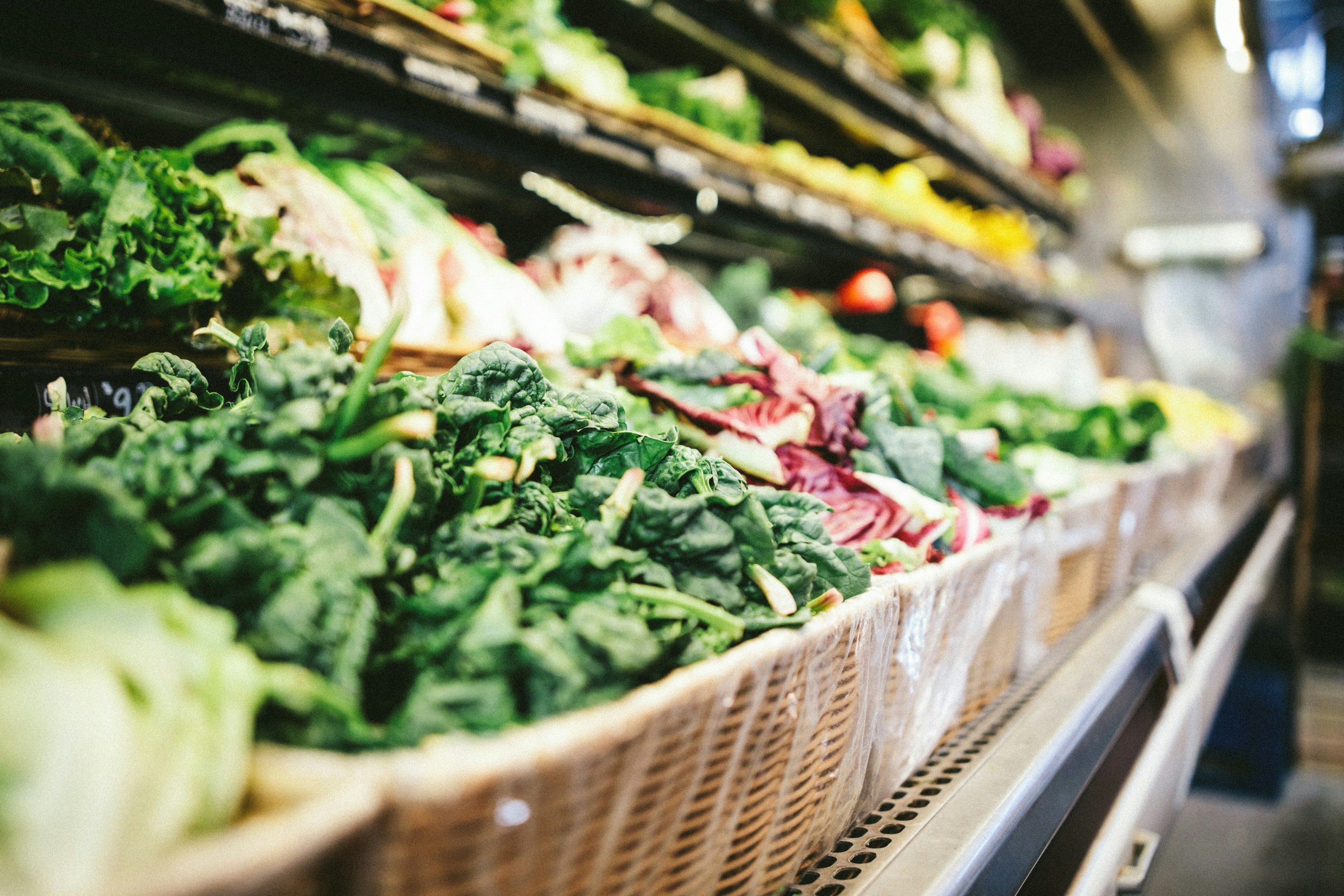 Pregnant women can meet dietary reference intakes for magnesium through leafy greens and other nutrient-rich foods.