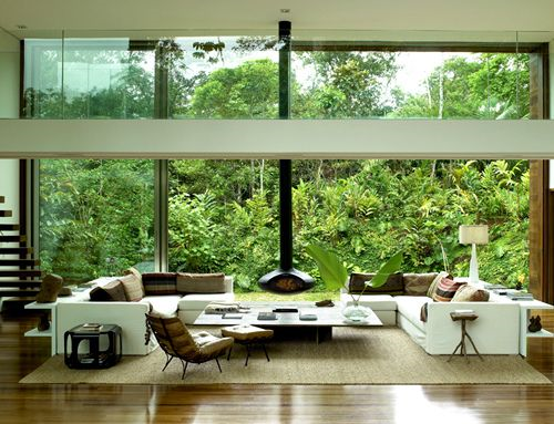 Mid-century Modern Home Bond with Nature