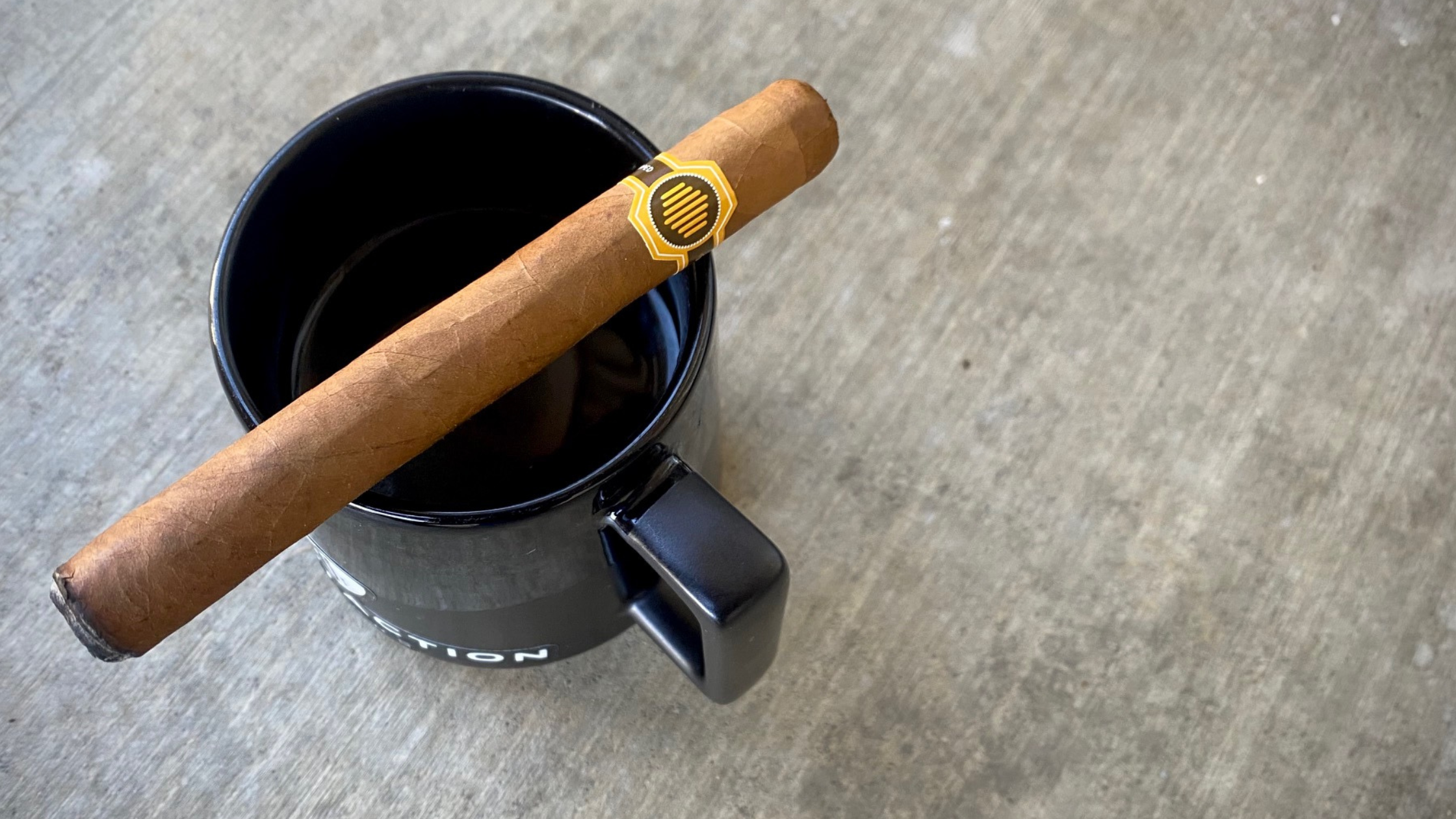 Warped Cigars La Colmena First Third