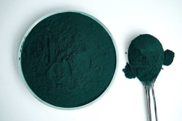 spirulina powder, substance, green, farming practices, dairy free, amazing grass