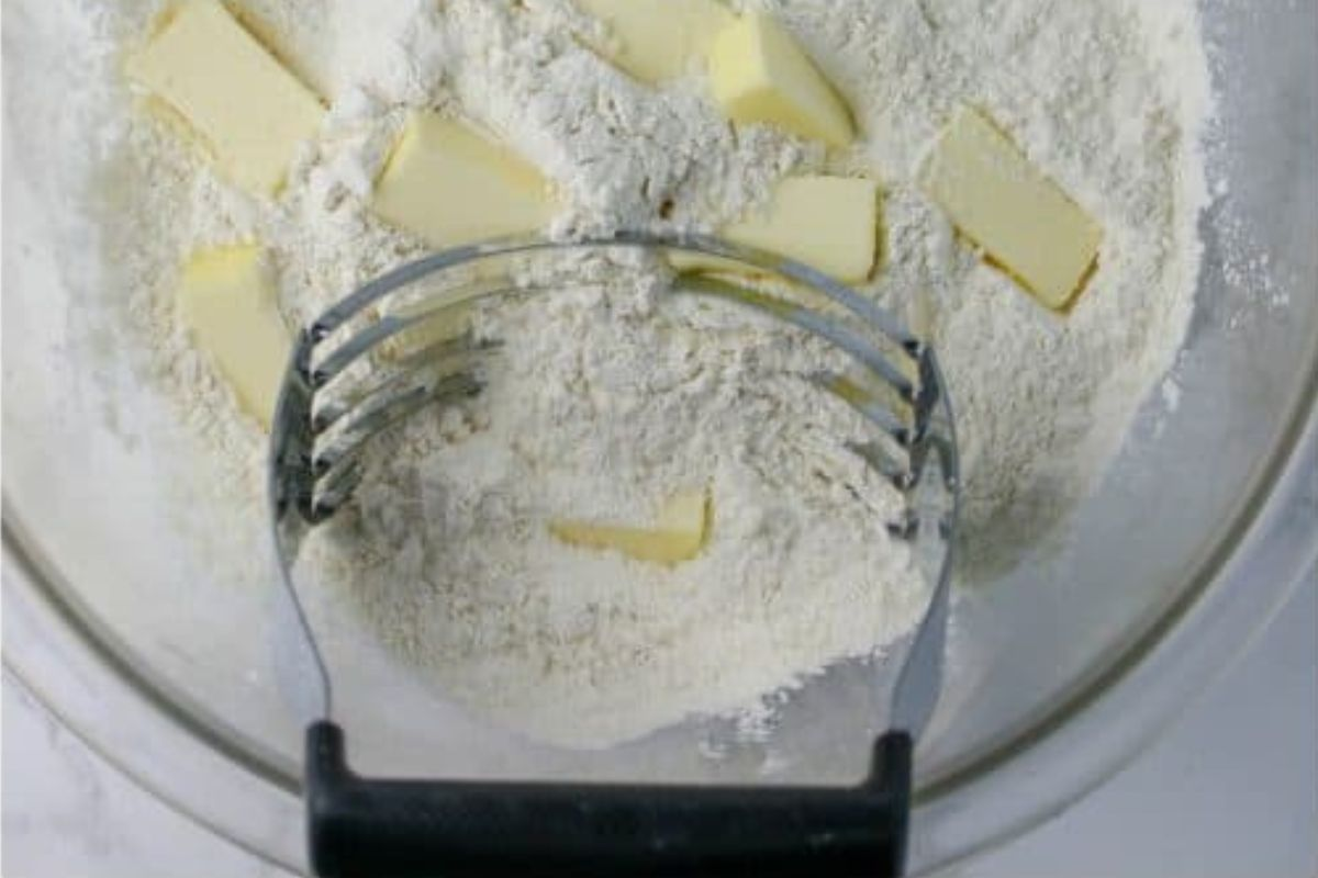 What Is A Pastry Blender?, How to Use