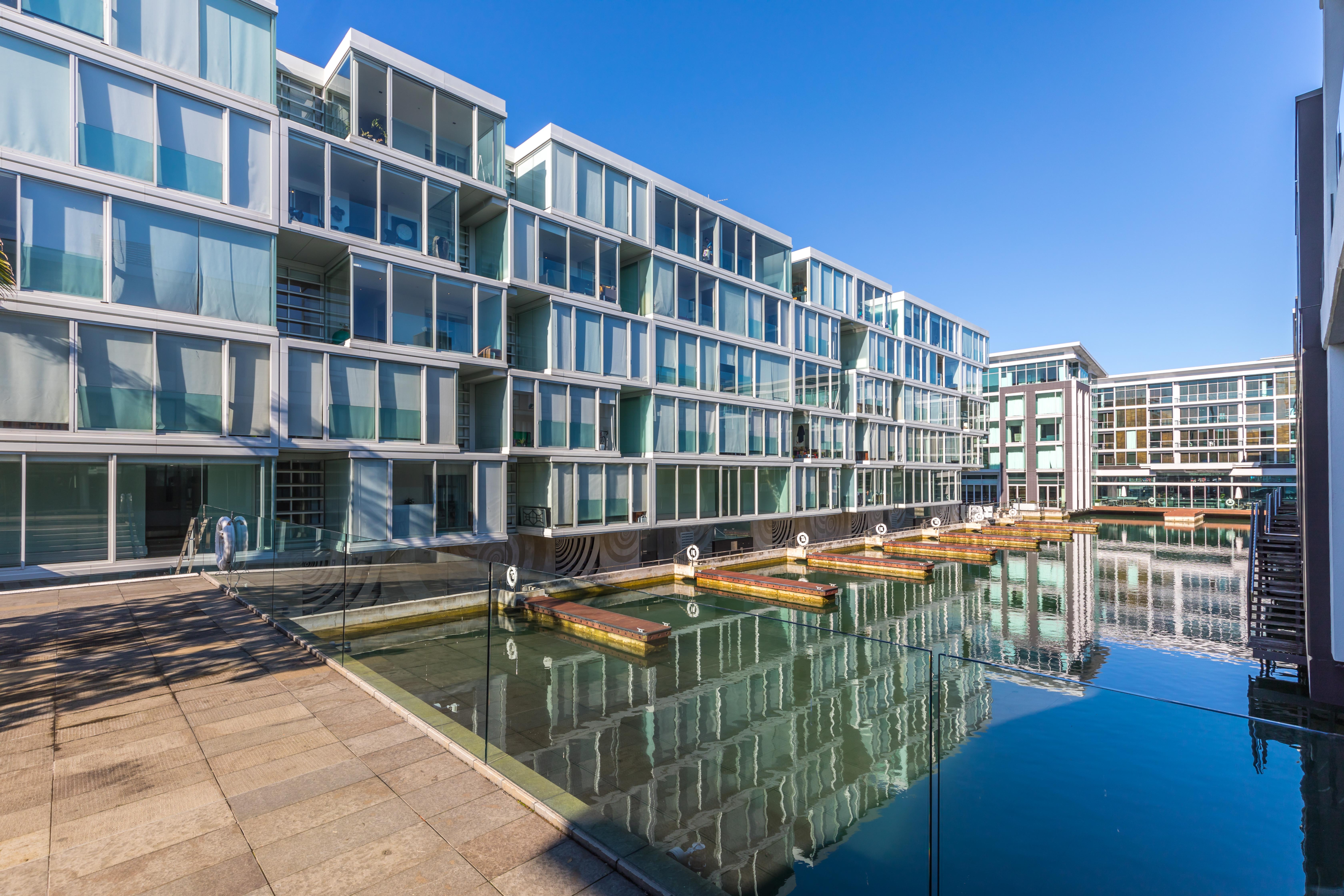 Lighter Quay, A prime residential Auckland CBD waterfront leasehold building