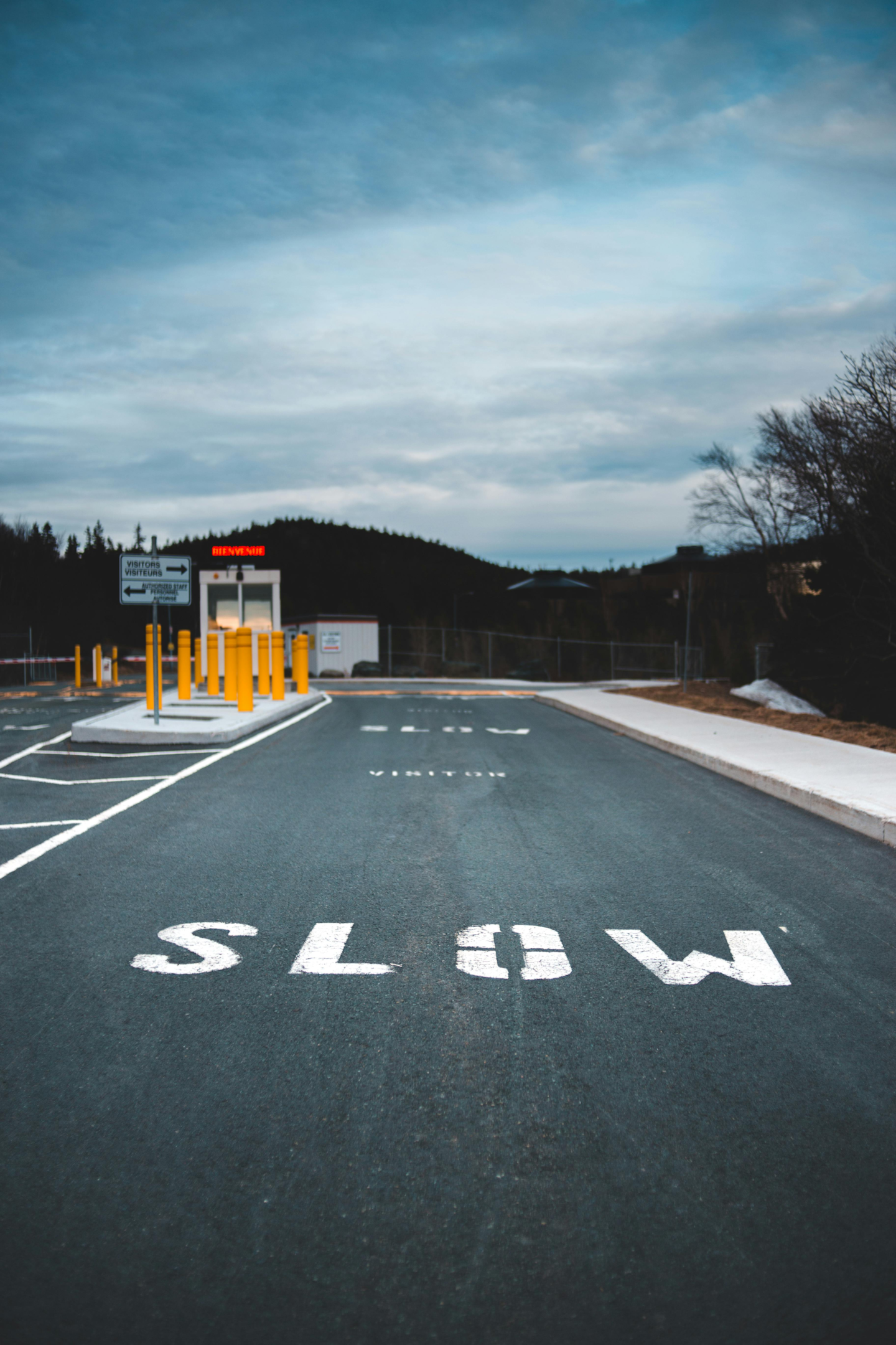 longer lasting markings, dangerous situation, divided highways