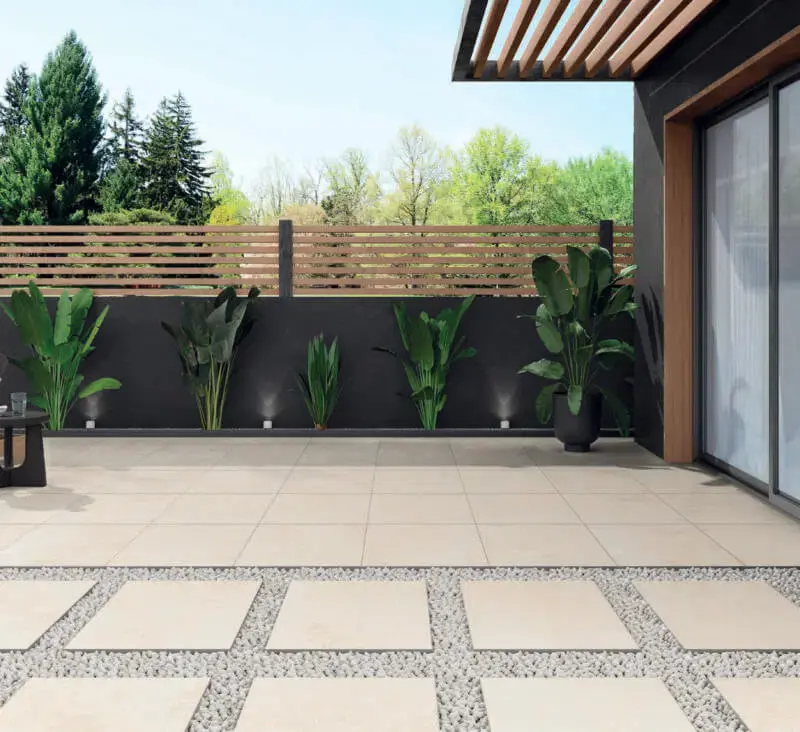 Available as a limited offer at EMC, the Pietra Di Rapolano Sand (90×60cm) by Pamesa brings a soft, coastal feel to outdoor spaces with its warm, natural tones.