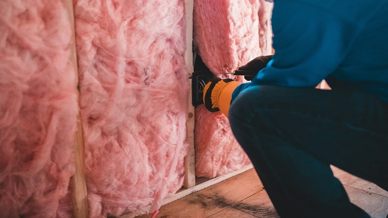 silicone foam for sealing houses 