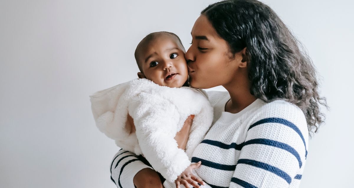 Are surrogate mothers related to the baby's they carry? The answer is no. 