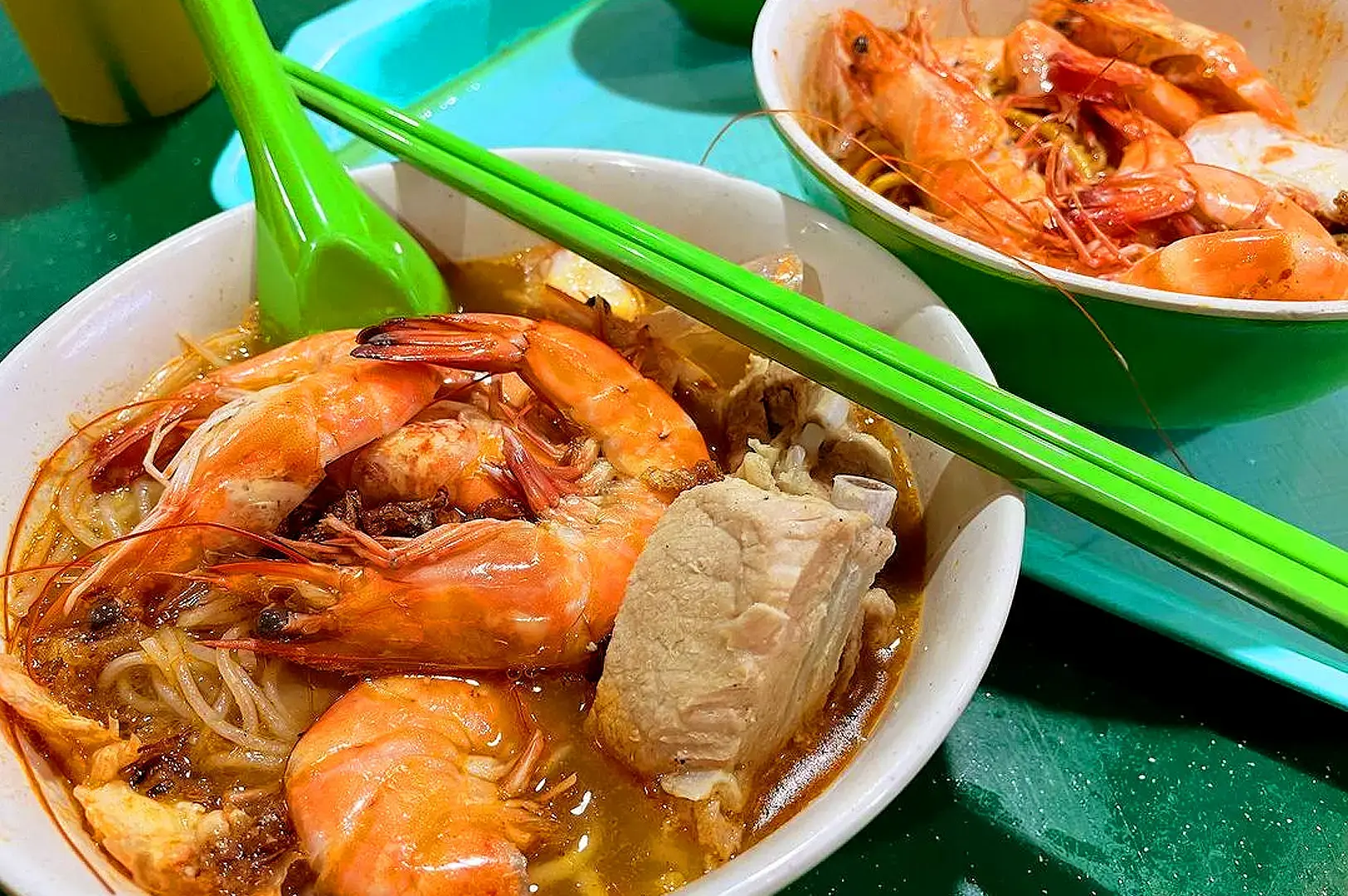 Zion Road Big Prawn Noodle Singapore dry prawn mee with fresh prawns, noodles and rich savoury sauce