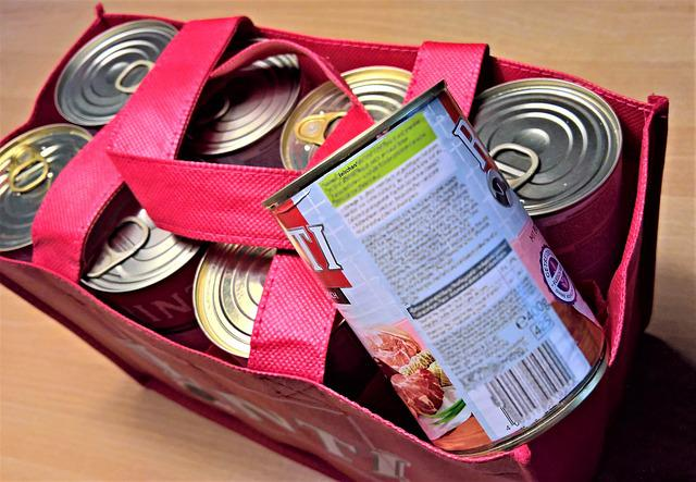 cans, dog food, flesh