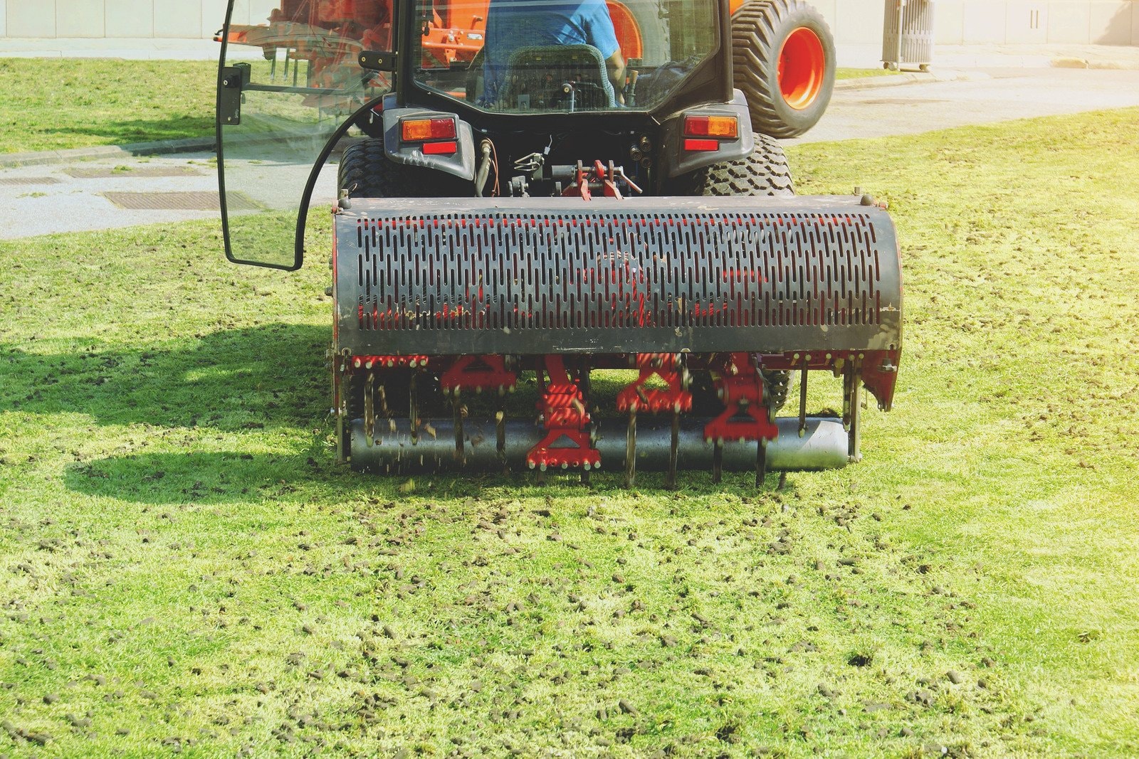 machine performing core aeration