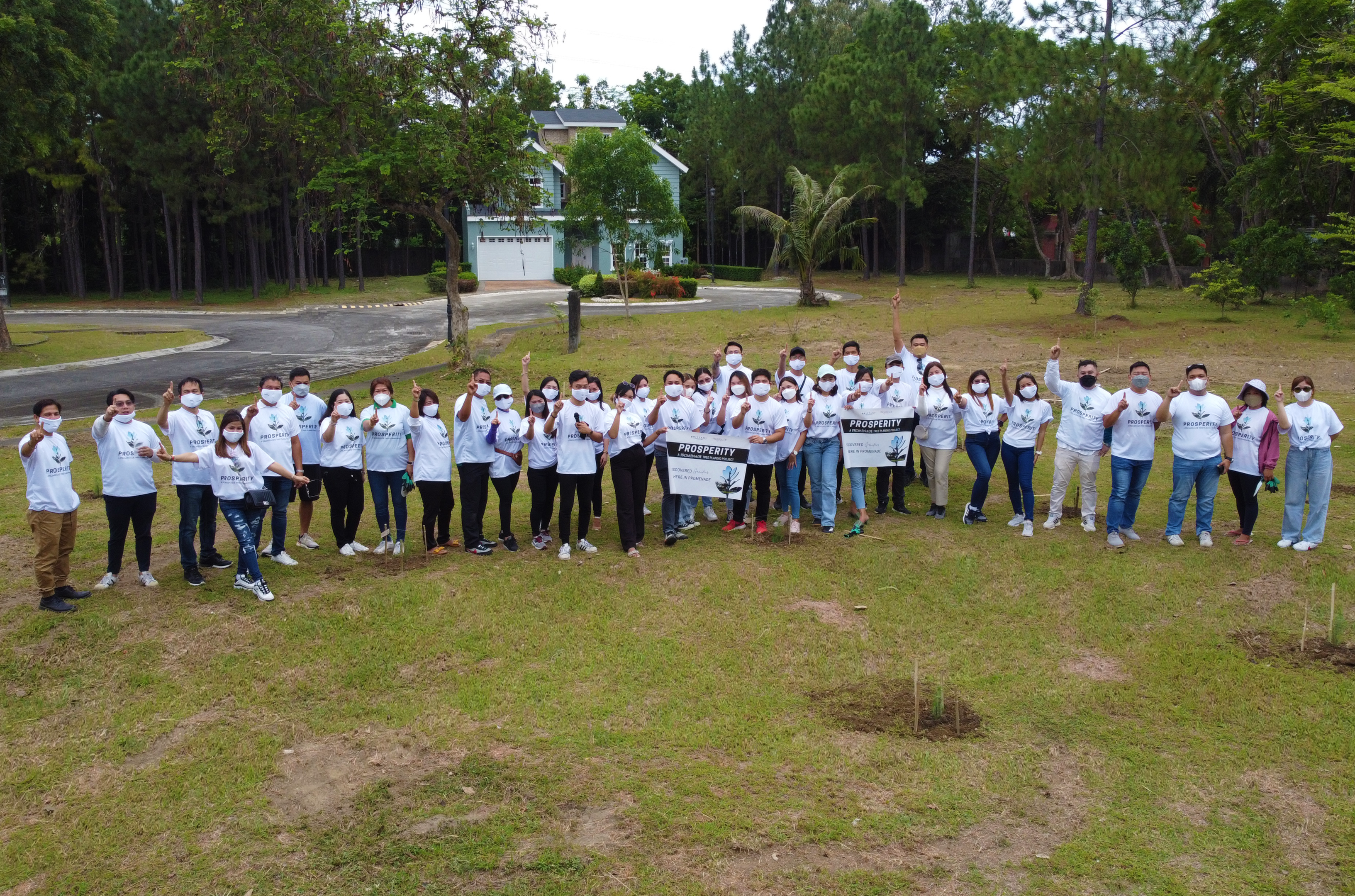 Employee, salesforce, and resident volunteers recently planted trees at Promenade in Sta. Rosa, Laguna as part of Brittany Corporation’s thrust in developing sustainable communities and promoting a more responsible lifestyle