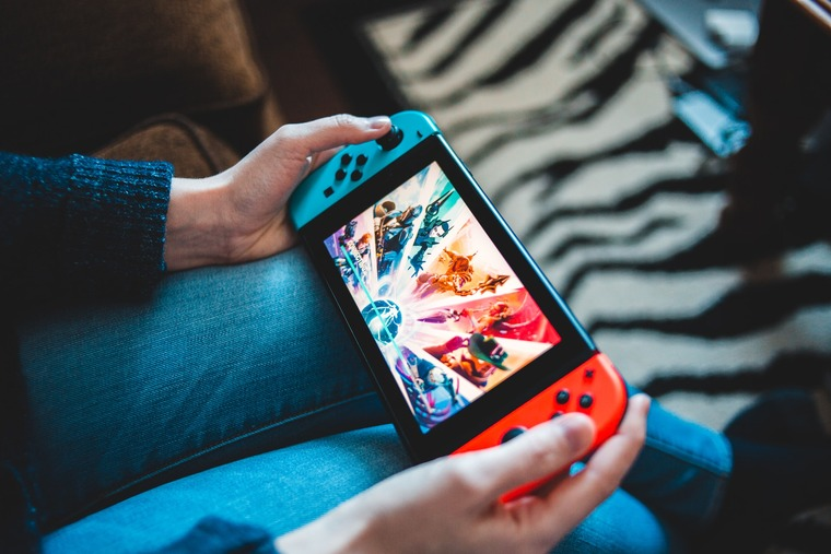 It's a little late in the game to be buying a Switch, but there's plenty of awesome games to check out. (Image Source: Erik Mclean)