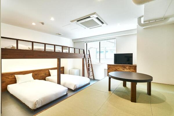 Cocts Akihabara tem quartos confortáveis e elegantes na região de Akihabara