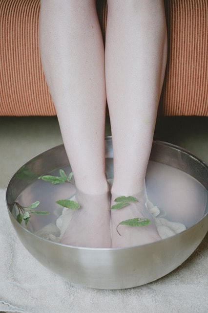 foot bath, herbs, sage