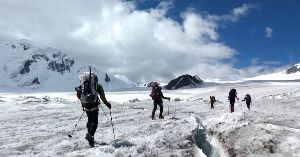 Adventure in Mongolia winter mountain trekking