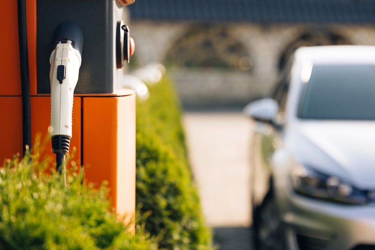 What Does The Inflation Reduction Act of 2022 Mean For my EV Tax Credit?