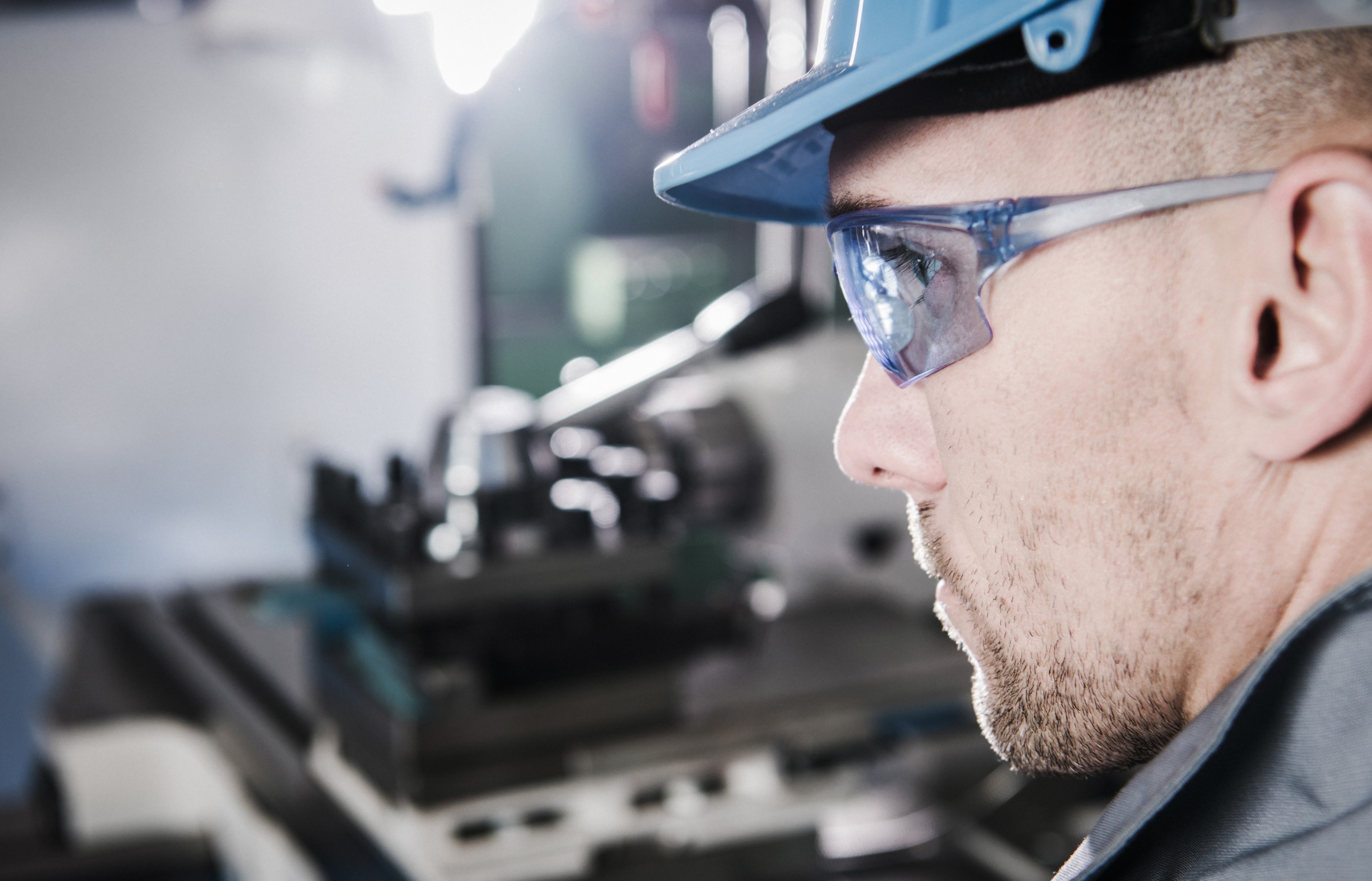 The role of eye protection in industrial settings - industrial sector - raw materials  - regular inspections