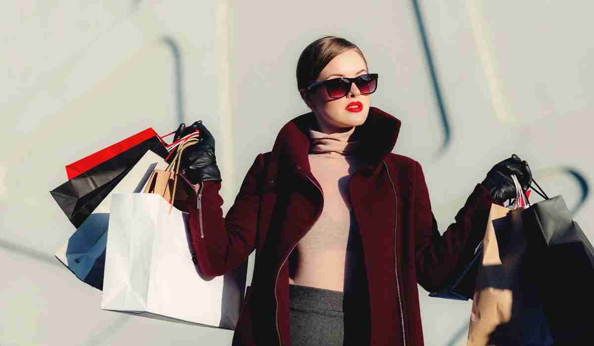 An impulse women shopper is overspending and wrecking her budget