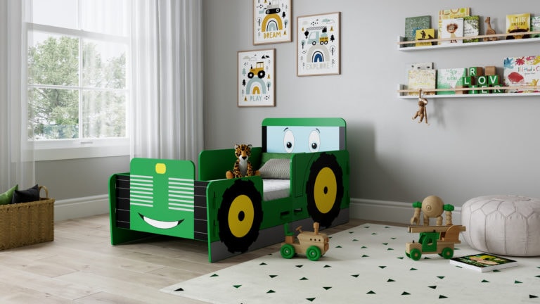 A green tractor bed.