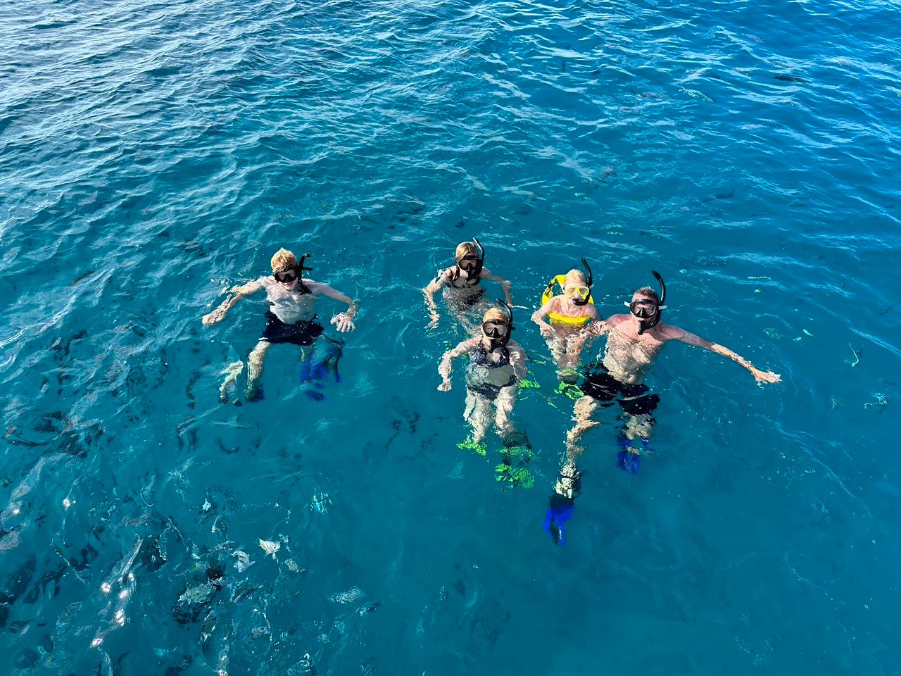 Family snorkeling at Hanauma bay 