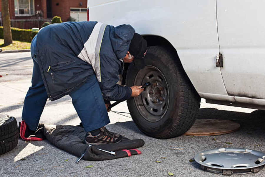 emergency kit, dedicated winter tires, temperatures regularly drop