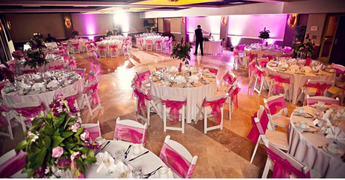 Courtyard by Marriott Los Angeles Westside