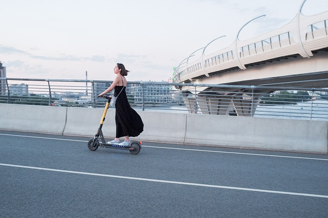 Son legales los scooters eléctricos en la calle en Georgia?