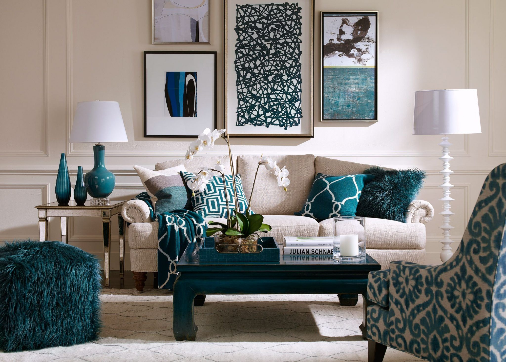 Beige walls and teal paint color