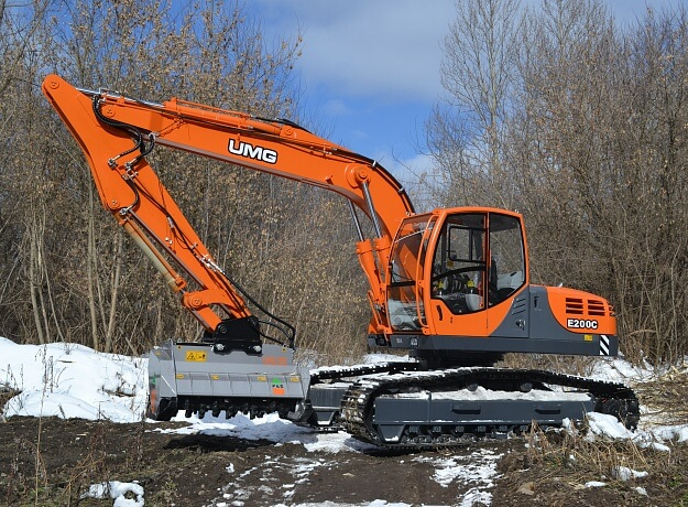 UMG track excavator 