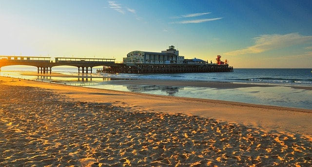 bournemouth family holidays: Near the Beach