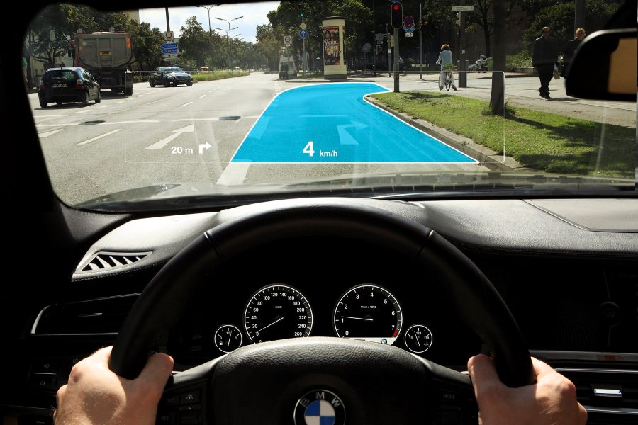 mengemudi dengan augmented reality