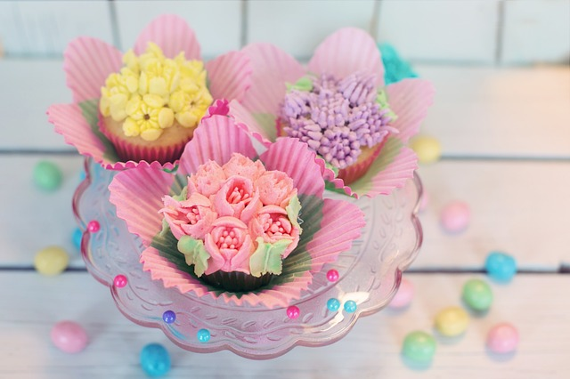 Floral themed cupcakes for a baby shower